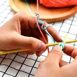 Dedal metálico para tricotar